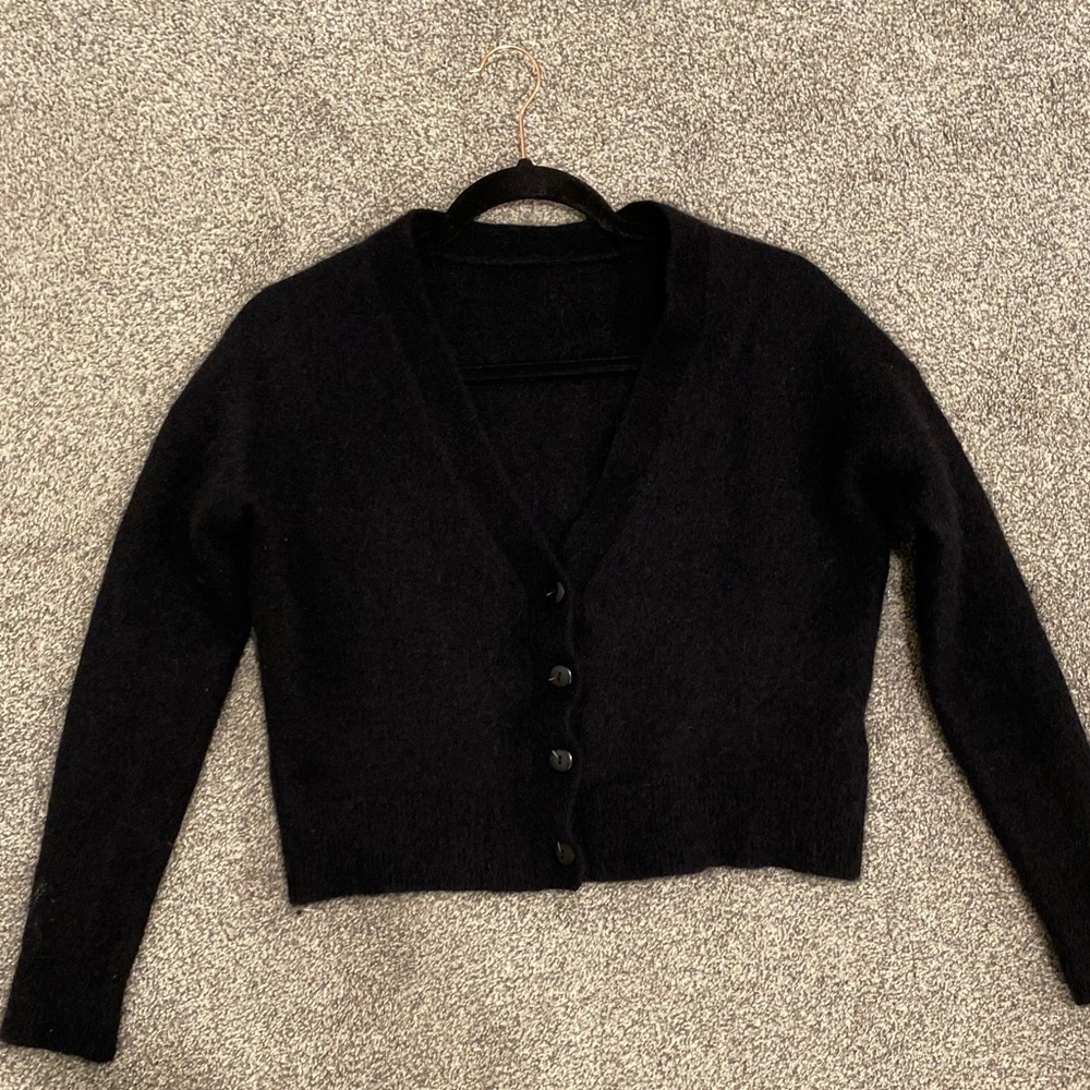 Lululemon Black Women's Sweater